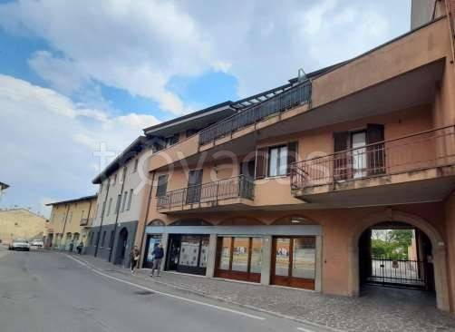 appartamento in vendita a Bonate Sotto