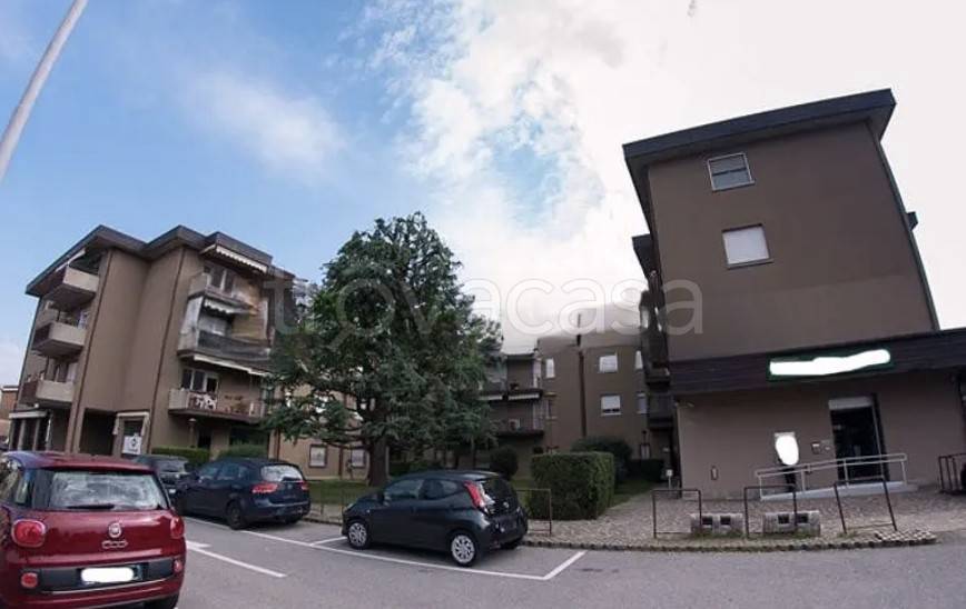 appartamento in vendita a Bonate Sotto
