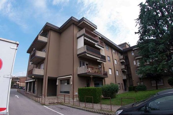 appartamento in vendita a Bonate Sotto