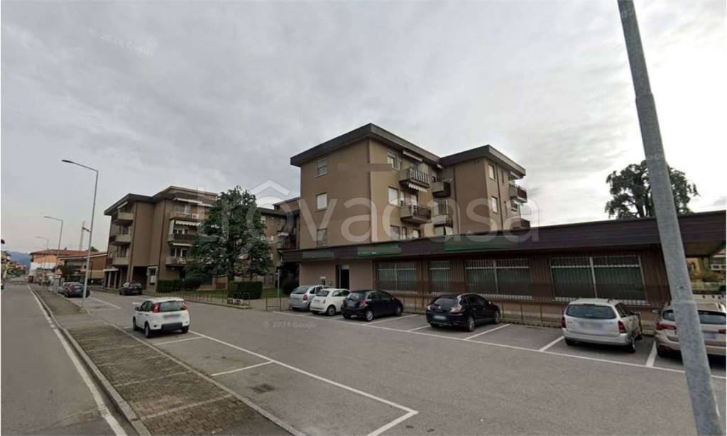 appartamento in vendita a Bonate Sotto