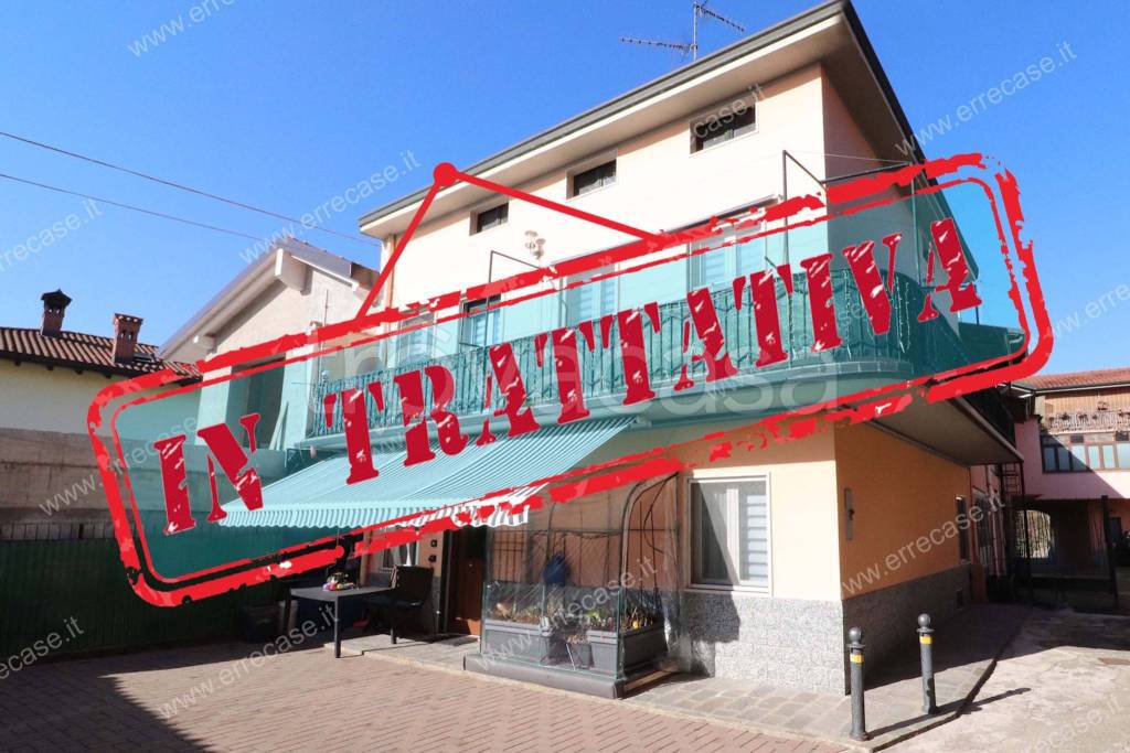 casa indipendente in vendita a Bonate Sotto