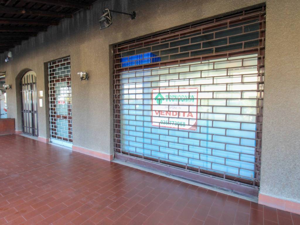 appartamento in vendita a Bonate Sotto