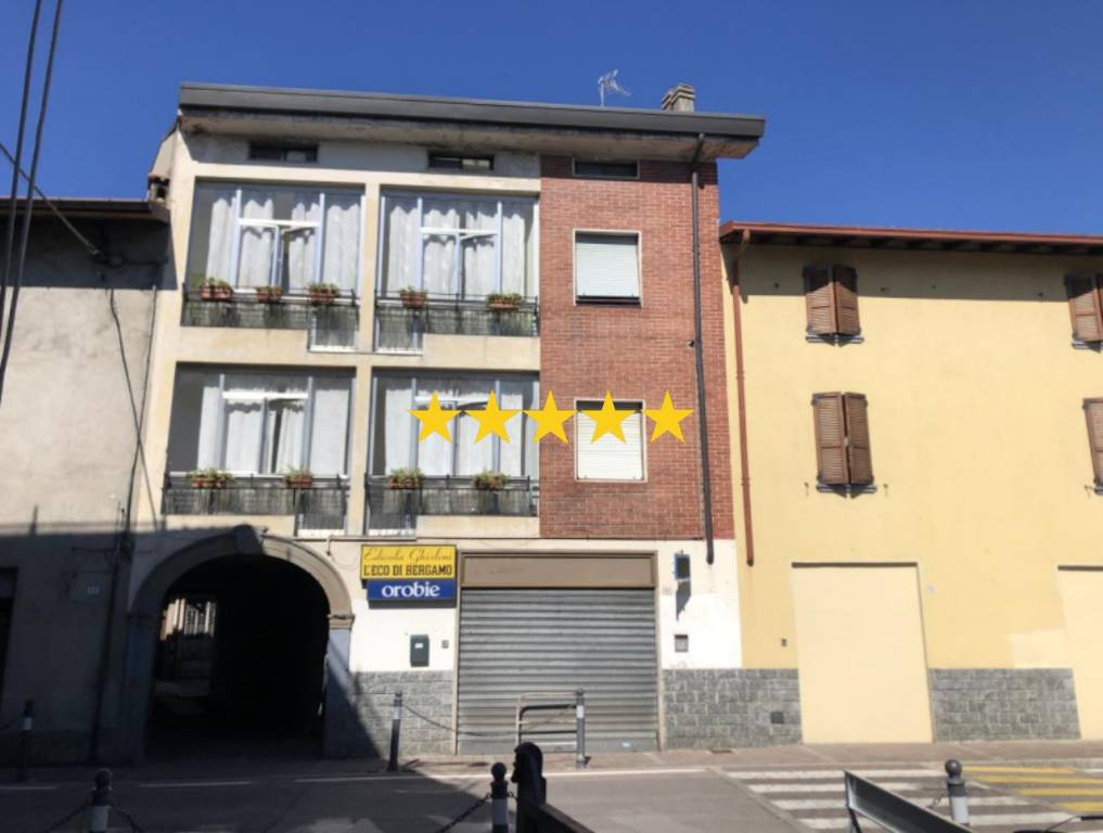 appartamento in vendita a Bonate Sotto