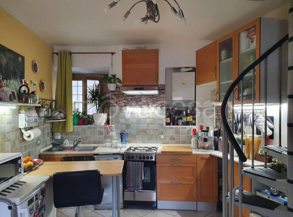 appartamento in vendita a Bonate Sotto