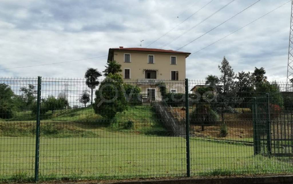 casa indipendente in vendita a Bonate Sotto