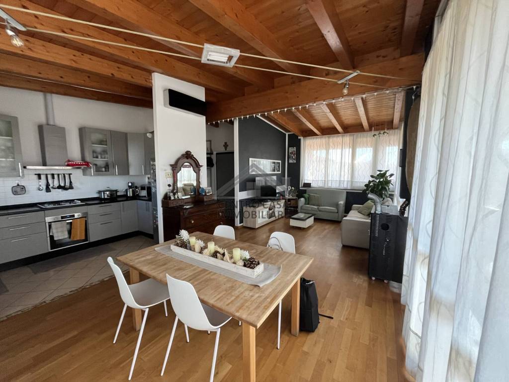 appartamento in vendita a Bonate Sotto