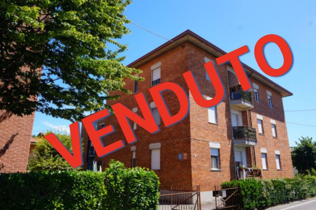 appartamento in vendita a Bonate Sotto