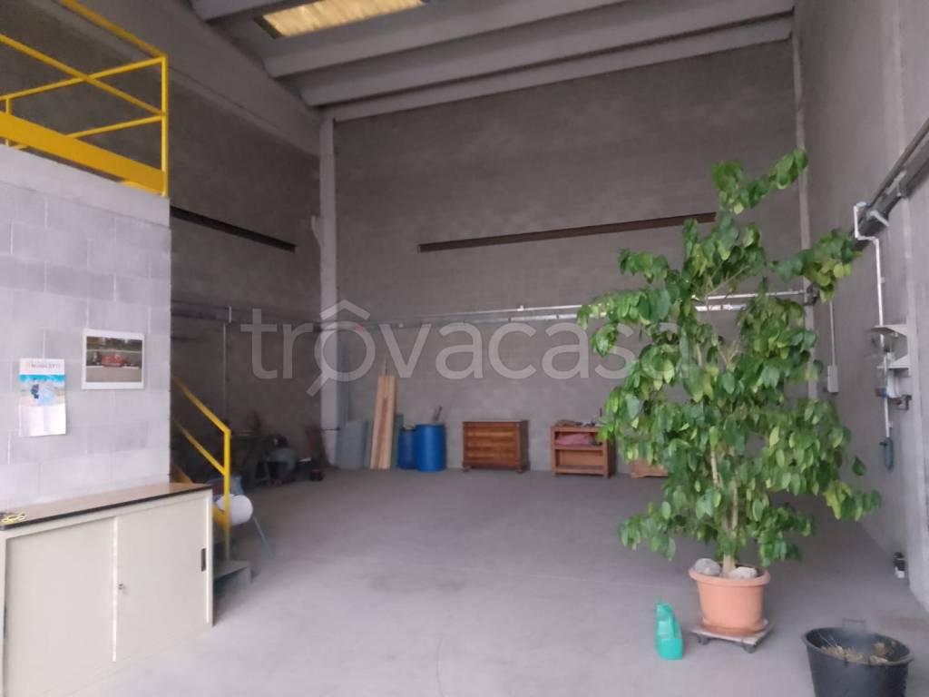 casa indipendente in vendita a Bonate Sotto