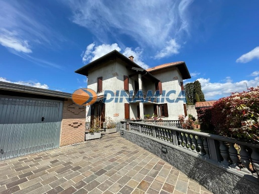 casa indipendente in vendita a Bonate Sotto