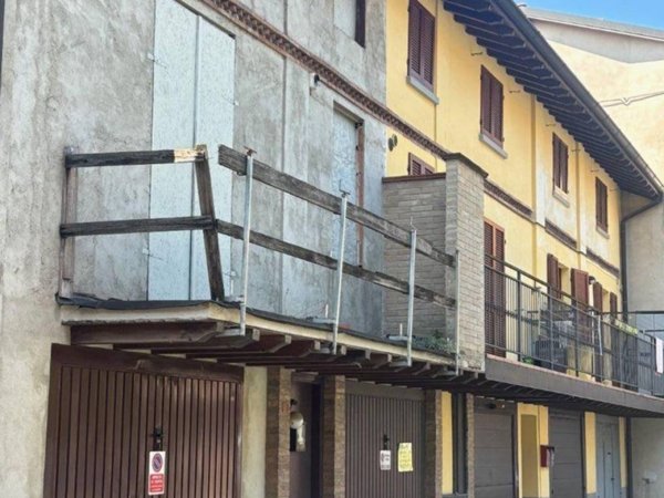 casa indipendente in vendita a Bonate Sotto