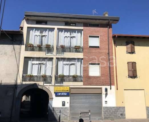 appartamento in vendita a Bonate Sotto