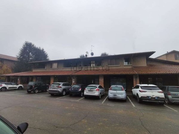 casa semindipendente in vendita a Bonate Sotto