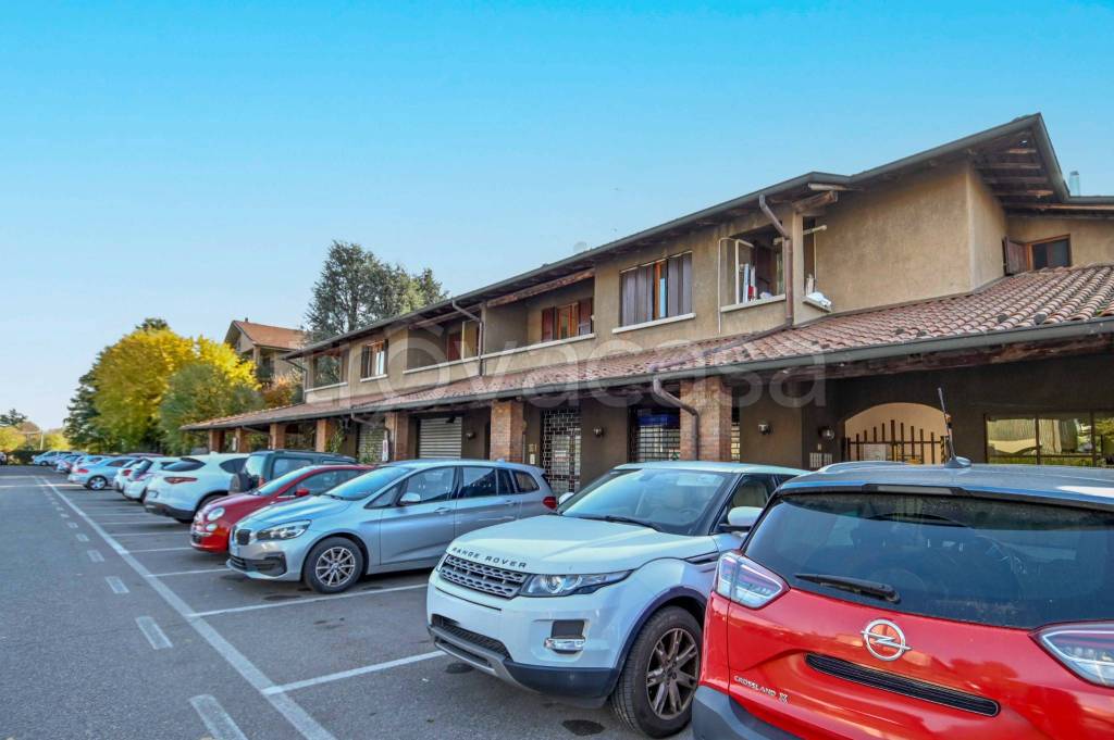 attico in vendita a Bonate Sotto