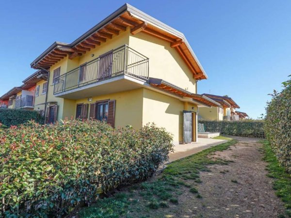 appartamento in vendita a Bonate Sotto