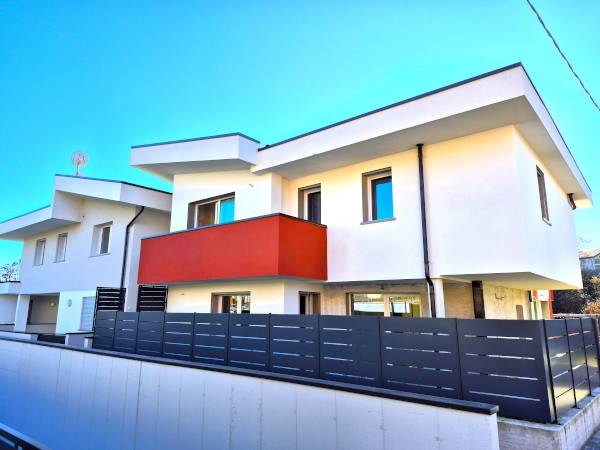 appartamento in vendita a Bonate Sotto