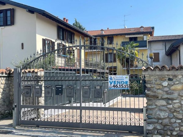 appartamento in vendita a Bonate Sotto