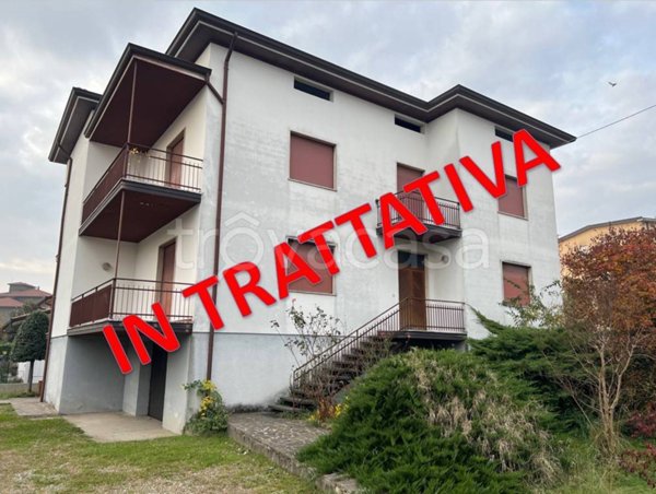 appartamento in vendita a Bonate Sotto