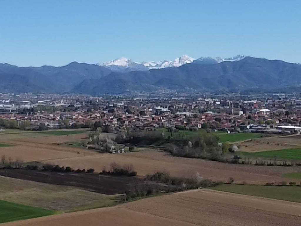 casa indipendente in vendita a Bonate Sotto