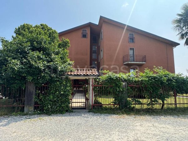 appartamento in vendita a Bonate Sotto
