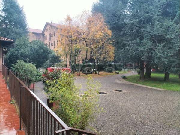 appartamento in vendita a Bonate Sotto