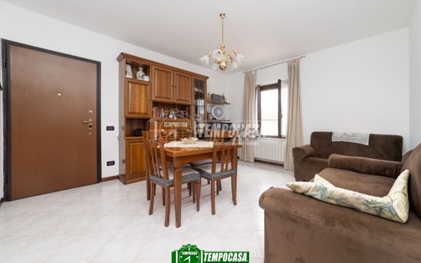 appartamento in vendita a Bonate Sotto