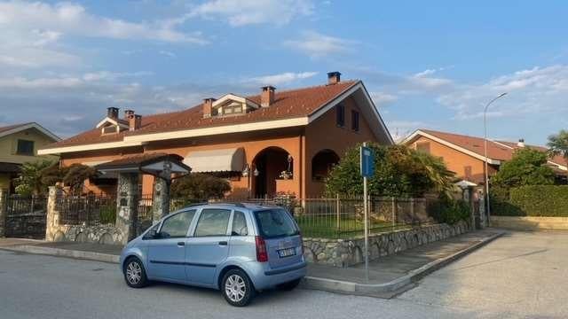 casa indipendente in vendita ad Airasca