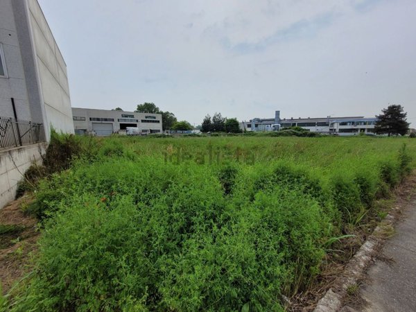 terreno edificabile in vendita ad Airasca