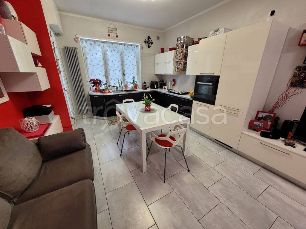 appartamento in vendita ad Airasca