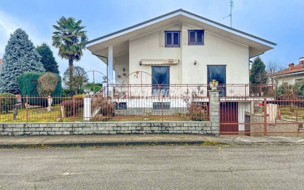 appartamento in vendita ad Airasca