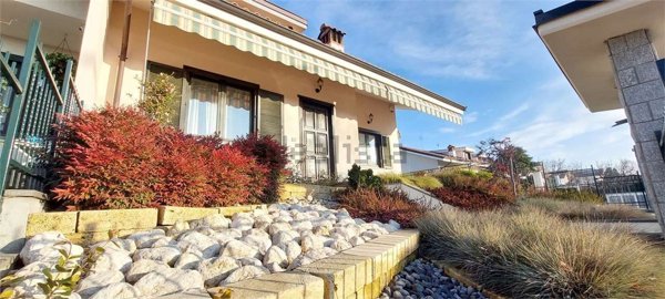 casa indipendente in vendita ad Airasca