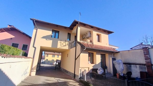 casa indipendente in vendita ad Airasca