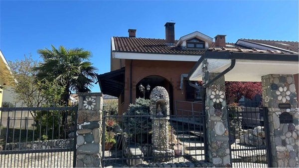 appartamento in vendita ad Airasca