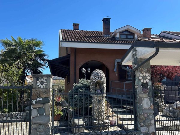 appartamento in vendita ad Airasca