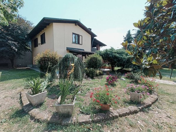 casa indipendente in vendita ad Airasca