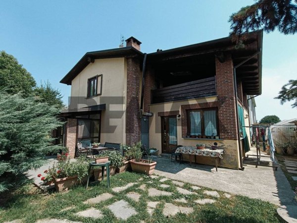 casa indipendente in vendita ad Airasca