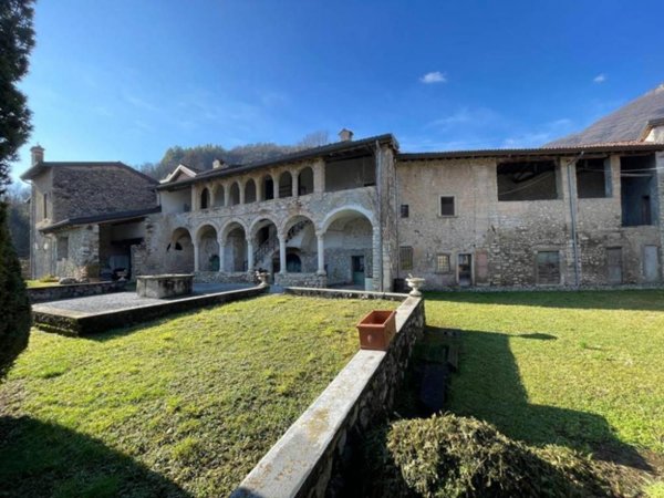 casale in vendita a Borgo di Terzo in zona Borgo