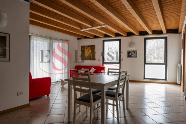 appartamento in vendita a Borgo di Terzo in zona Borgo
