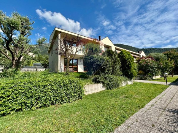 appartamento in vendita a Borgo di Terzo in zona Borgo