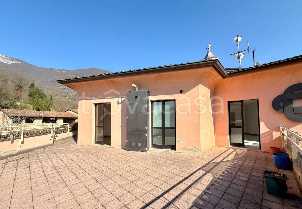 appartamento in vendita a Borgo di Terzo in zona Borgo
