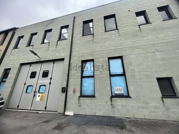 capannone in vendita a Borgo di Terzo in zona Borgo