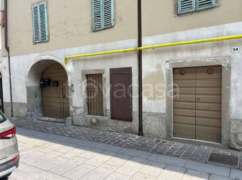 negozio in vendita a Borgo di Terzo in zona Borgo