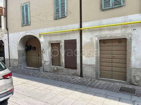 negozio in vendita a Borgo di Terzo in zona Borgo