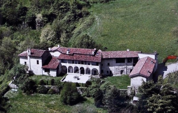 casale in vendita a Borgo di Terzo in zona Borgo