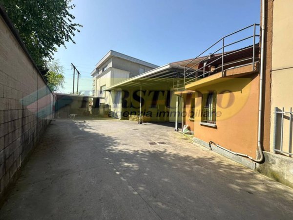 ufficio in vendita a Bottanuco