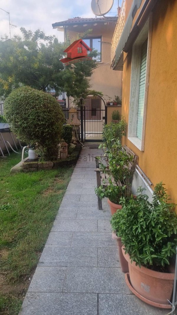 appartamento in vendita a Bottanuco