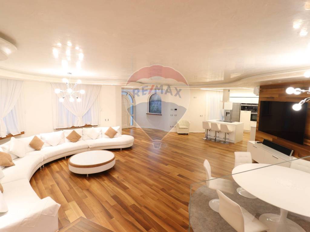 casa indipendente in vendita a Bottanuco