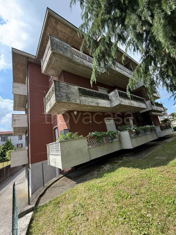 appartamento in vendita a Bottanuco