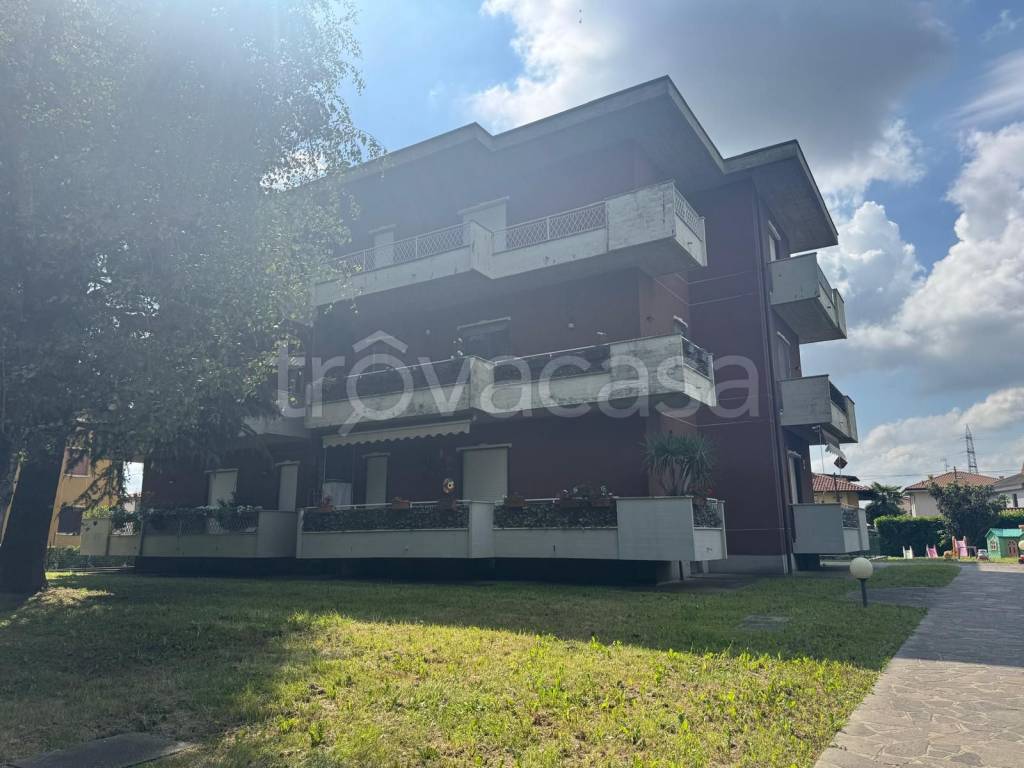 appartamento in vendita a Bottanuco