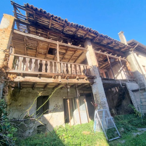 casa indipendente in vendita a Bottanuco