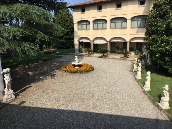 villa in vendita a Bottanuco